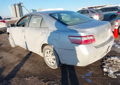 2009 Toyota Camry Le z USA, uszkodzony, nr VIN 4T1BE46K59U311337